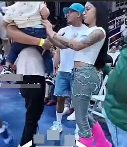 YAILIN SE FAJA CON OTRA