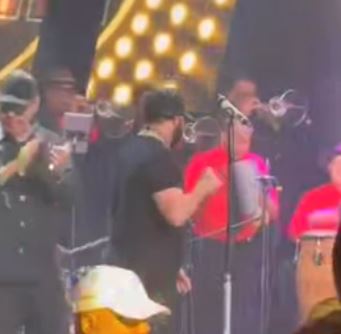 EL MAYIMBE Y EL ALFA EN SHOW