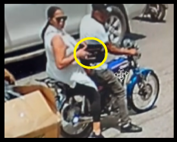 LLEGARON EN UN MOTOR