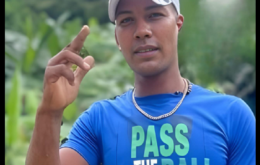 YA HABIA SALIDO LIBRE