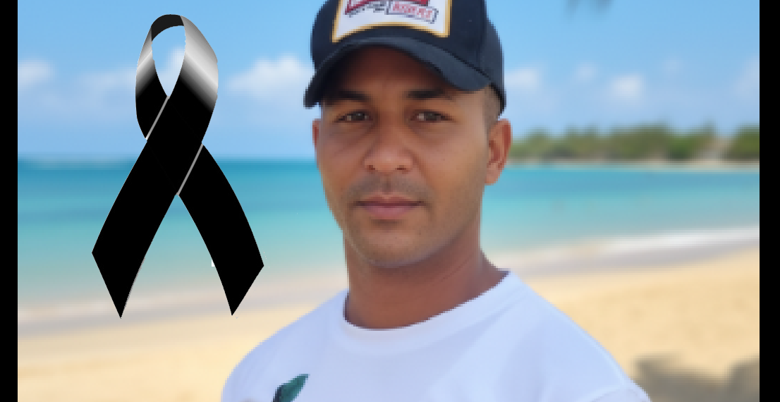 DISFRUTANDO EN UNA PLAYA