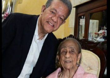 LEONEL FERNANDEZ EN LUTO