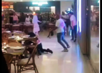 TENSION EN UNA PLAZA