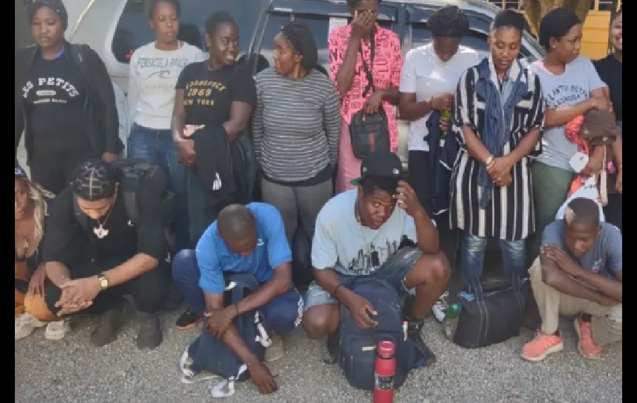 OTRO GRUPO DE HAITIAN0S